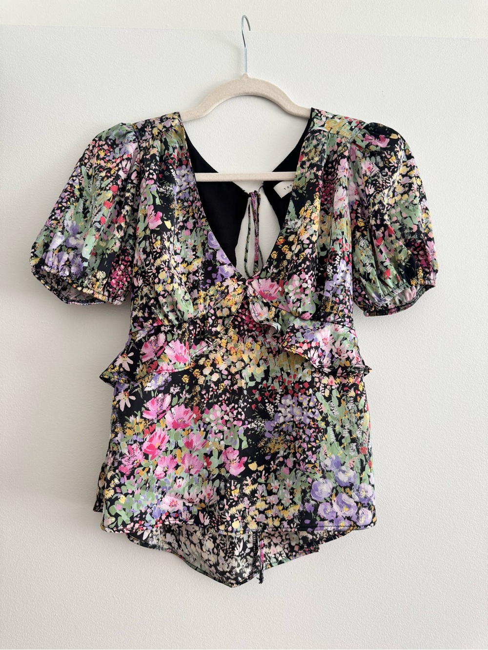 Topshop Floral Puff-Sleeve V-Neck Top with Open Back Detail (new without tags)